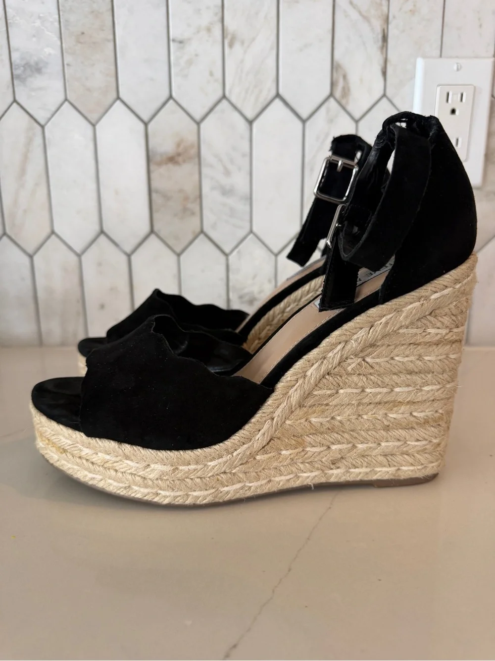 Steve Madden Black Suede Susana Espadrille Wedge Size 8.5